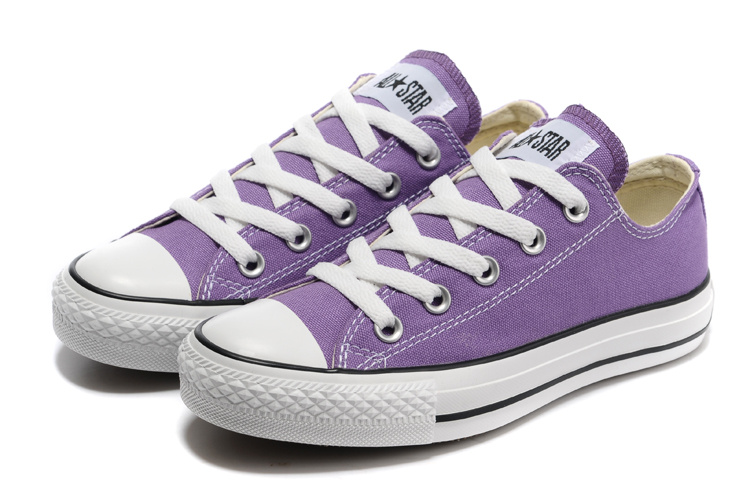 Chaussure Converse Chuck Taylor All Star Classic Basse Femme Violet